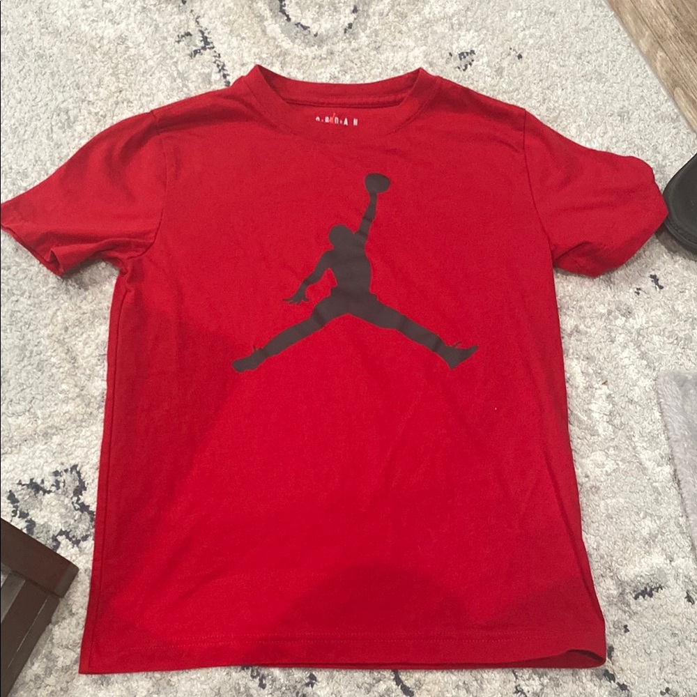 Nike Kids Red Graphic T-Shirt